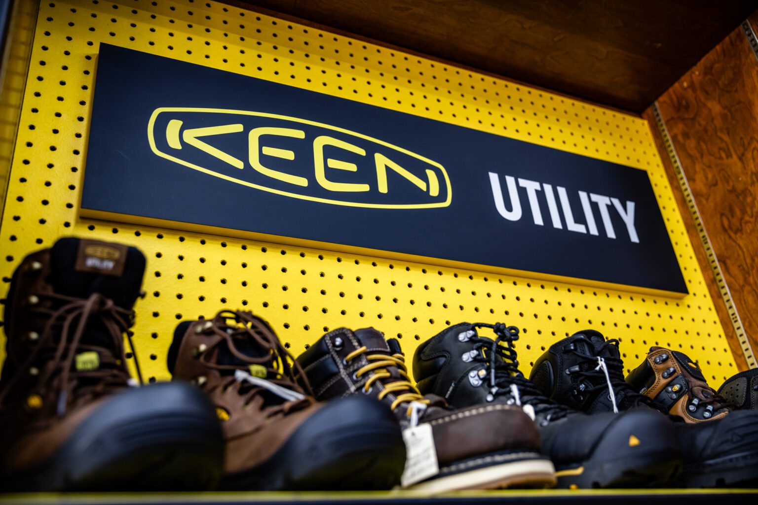Brands Safeguard Safety Shoes