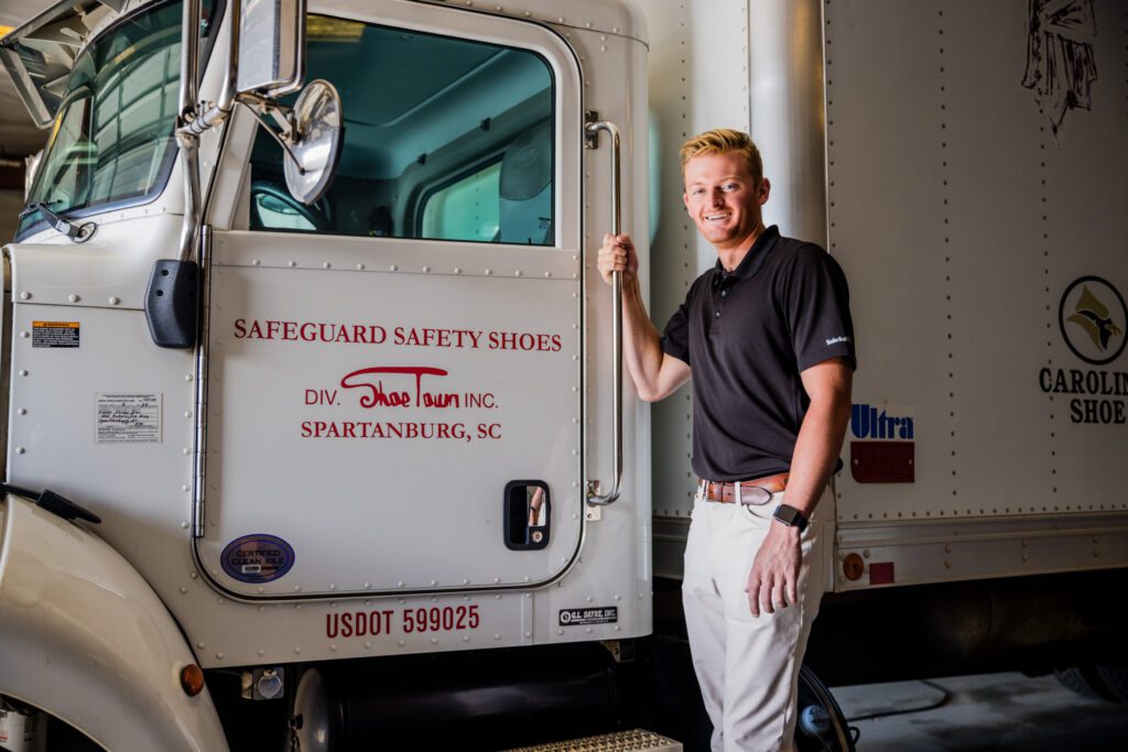 Mobile Shoe Fitting Safeguard Safety Shoes